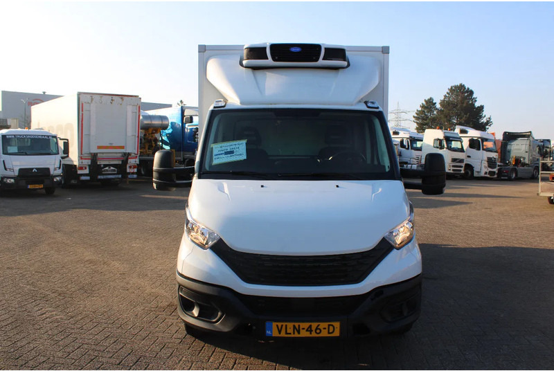 Iveco Daily 35S16 + CARRIER + FRC/ATP - Utilitaire frigorifique: photos 3 Iveco Daily 35S16 + CARRIER + FRC/ATP - Utilitaire frigorifique: photos 3