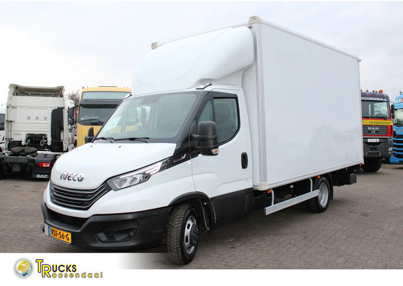 Iveco Daily 40C18 + EURO 6 + LIFT + 4T - Fourgon grand volume: photos 1 Iveco Daily 40C18 + EURO 6 + LIFT + 4T - Fourgon grand volume: photos 1