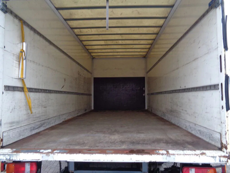 Camion fourgon MAN TGL 8.180 TGL 8.180 + MANUAL + Lift: photos 10 Camion fourgon MAN TGL 8.180 TGL 8.180 + MANUAL + Lift: photos 10