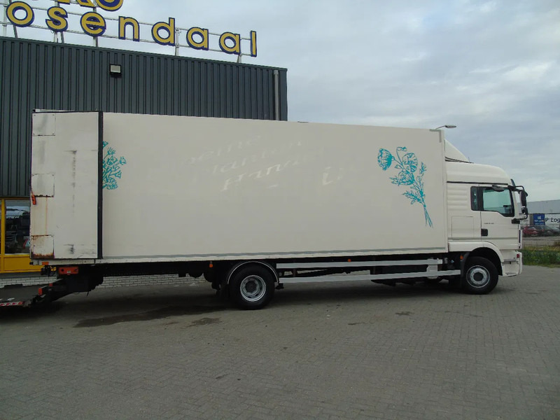 MAN TGM 12.250 + EURO 6 + LIFT - Camion fourgon: photos 3 MAN TGM 12.250 + EURO 6 + LIFT - Camion fourgon: photos 3