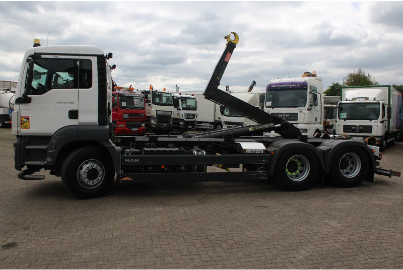 MAN TGS 28.460 + 6X2 + PERFECT CONDITION!! 3 X IN STOCK - Camion ampliroll: photos 4 MAN TGS 28.460 + 6X2 + PERFECT CONDITION!! 3 X IN STOCK - Camion ampliroll: photos 4