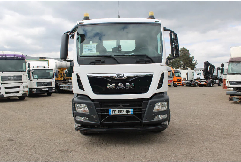 MAN TGS 28.460 + 6X2 + PERFECT CONDITION!! 3 X IN STOCK - Camion ampliroll: photos 5 MAN TGS 28.460 + 6X2 + PERFECT CONDITION!! 3 X IN STOCK - Camion ampliroll: photos 5