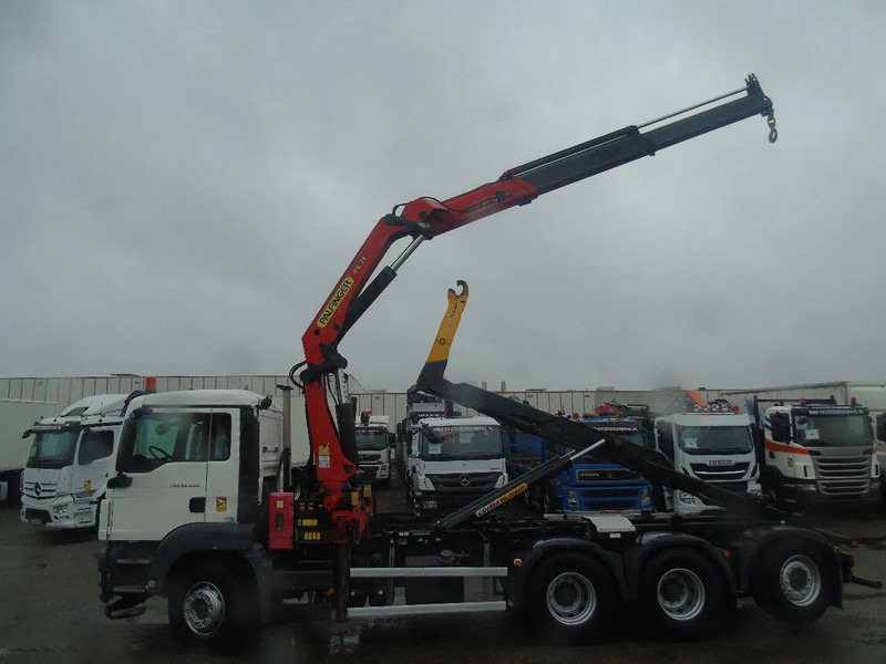 MAN TGS 35.440 + PALFINGER 24500 + 8X4 + EURO 5 + REMOTE - Camion ampliroll, Camion grue: photos 3 MAN TGS 35.440 + PALFINGER 24500 + 8X4 + EURO 5 + REMOTE - Camion ampliroll, Camion grue: photos 3