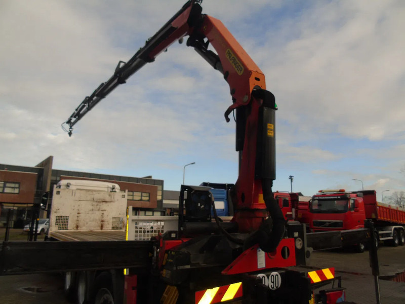 MAN TGS 35.460 + 8X4 TRIDEM + PALFINGER 23001EH + EURO 6 + REMOTE - Camion grue: photos 4 MAN TGS 35.460 + 8X4 TRIDEM + PALFINGER 23001EH + EURO 6 + REMOTE - Camion grue: photos 4