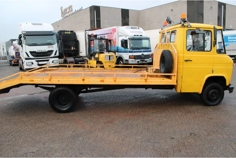 Mercedes-Benz 508 MANUAL - Camion porte-voitures: photos 4 Mercedes-Benz 508 MANUAL - Camion porte-voitures: photos 4