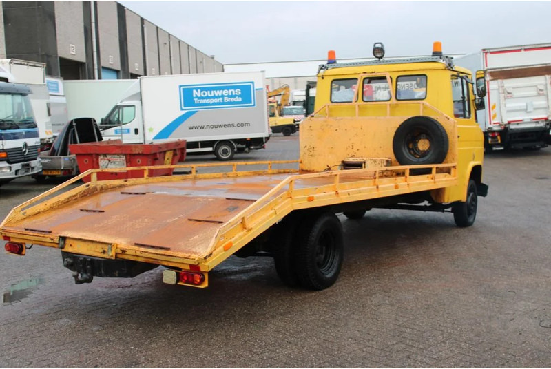 Mercedes-Benz 508 MANUAL - Camion porte-voitures: photos 5 Mercedes-Benz 508 MANUAL - Camion porte-voitures: photos 5