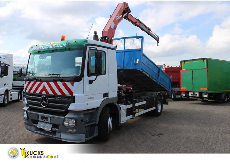 Mercedes-Benz Actros 2032 + HMF 1460 + Tipper + Steel Steel - Camion benne: photos 1 Mercedes-Benz Actros 2032 + HMF 1460 + Tipper + Steel Steel - Camion benne: photos 1