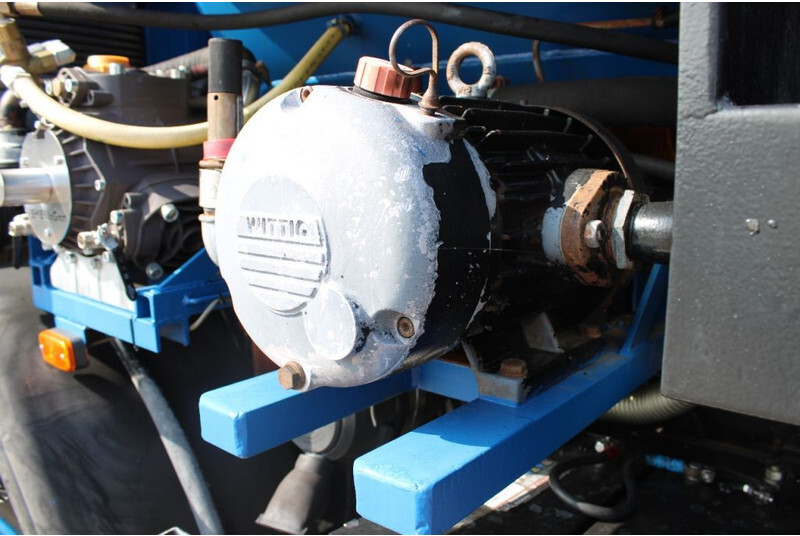 Camion hydrocureur Terberg FM 1450 WITTIG VACUM SYSTEM + TIPPER + FULLY WORKING + EURO 2 + ADR + 11,34m3: photos 11