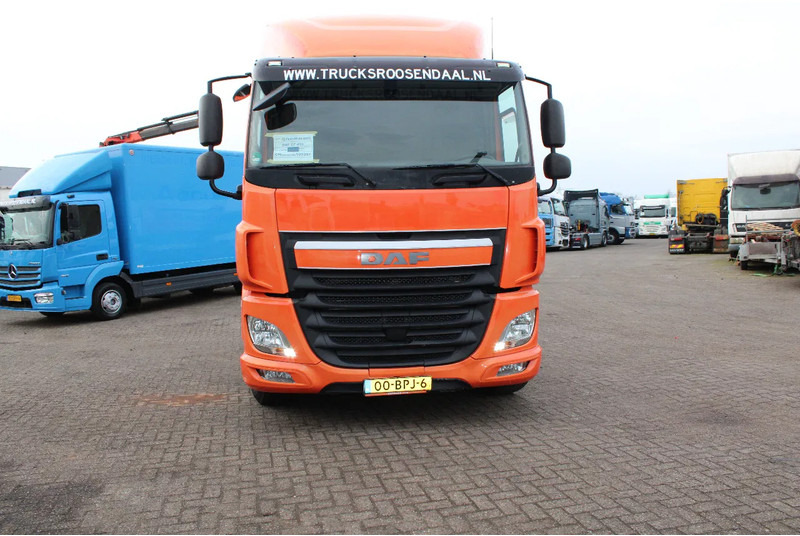 DAF CF 410 + euro 6 - Tracteur routier: photos 2 DAF CF 410 + euro 6 - Tracteur routier: photos 2