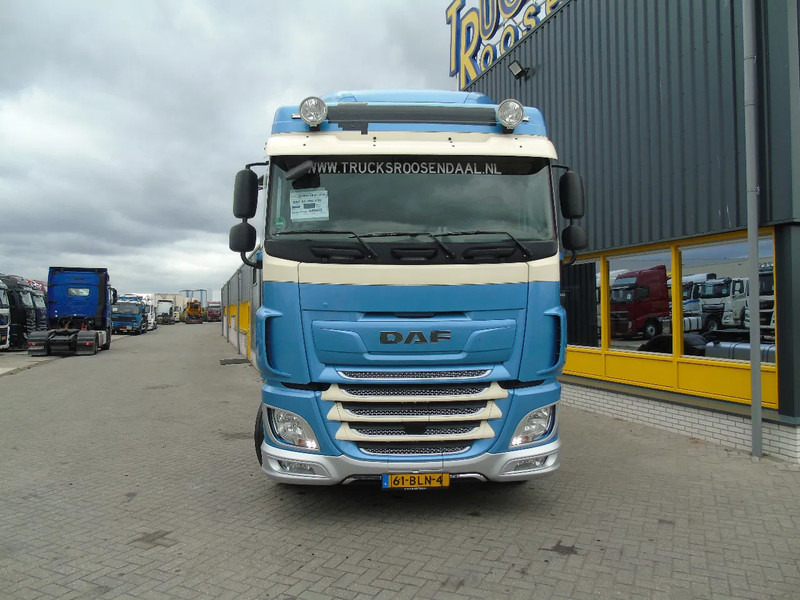 DAF XF 430 + EURO 6 - Tracteur routier: photos 2 DAF XF 430 + EURO 6 - Tracteur routier: photos 2