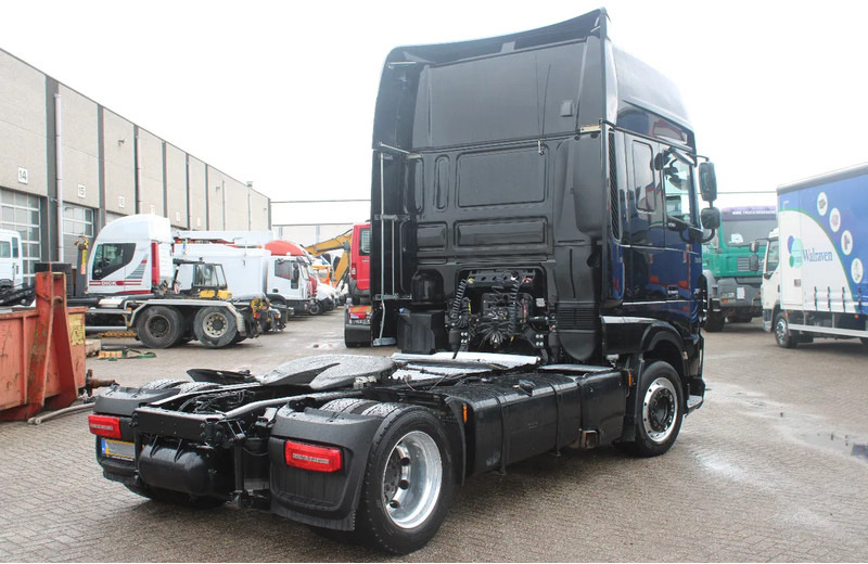 DAF XF 530 + EURO 6 + mega + full Options !!! - Tracteur routier: photos 5 DAF XF 530 + EURO 6 + mega + full Options !!! - Tracteur routier: photos 5