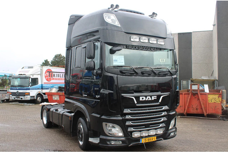 DAF XF 530 + EURO 6 + mega + full Options !!! - Tracteur routier: photos 3 DAF XF 530 + EURO 6 + mega + full Options !!! - Tracteur routier: photos 3