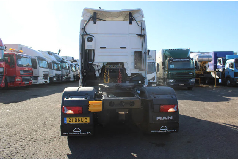MAN TGX 19.420 + SPOILER - Tracteur routier: photos 5 MAN TGX 19.420 + SPOILER - Tracteur routier: photos 5