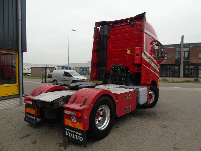 Volvo FH 460 +ADR+ PTO + SPOILER + EURO 6 - Tracteur routier: photos 3 Volvo FH 460 +ADR+ PTO + SPOILER + EURO 6 - Tracteur routier: photos 3