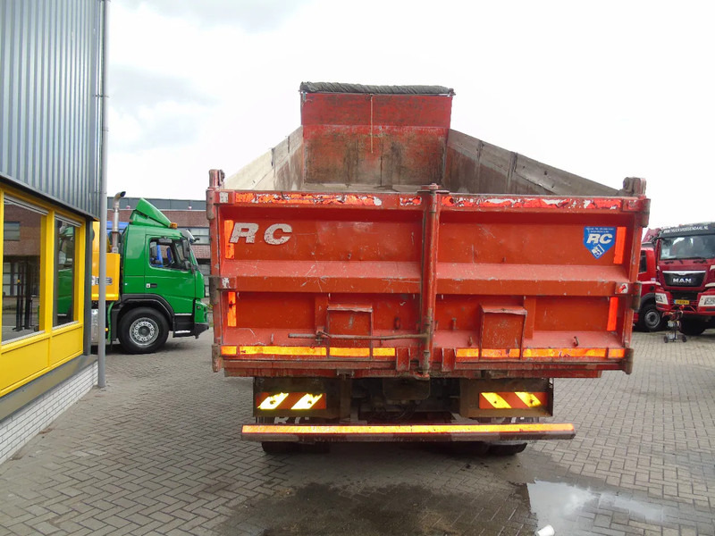 Volvo FH 500 + 8X4 + SPRING + EURO 5 + RETARDER - Camion benne: photos 4 Volvo FH 500 + 8X4 + SPRING + EURO 5 + RETARDER - Camion benne: photos 4