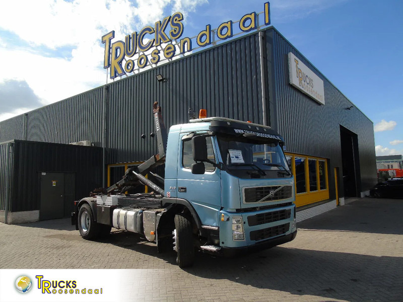 Camion ampliroll Volvo FM 340 + 19T