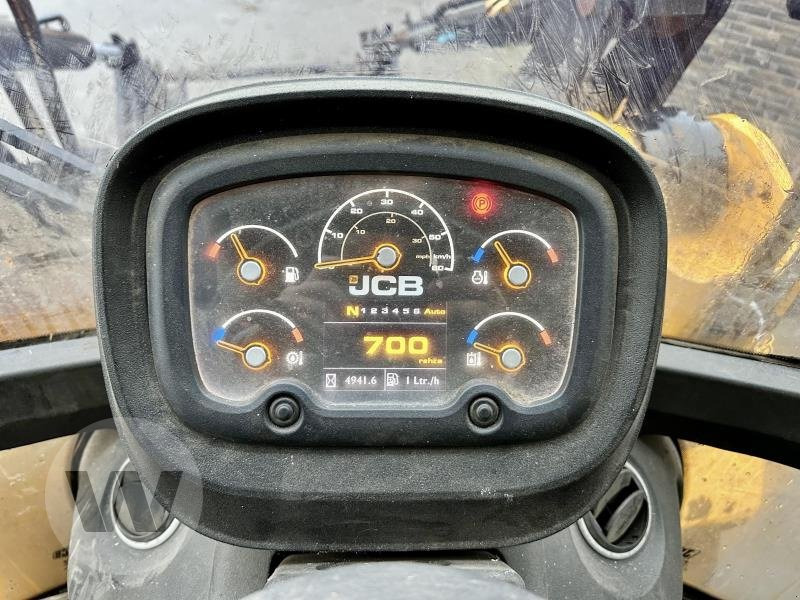 JCB 427 HT Agri - Chargeuse sur pneus: photos 3 JCB 427 HT Agri - Chargeuse sur pneus: photos 3