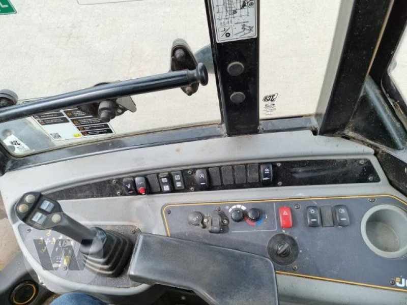 JCB TM 220 - Chargeuse sur pneus: photos 5 JCB TM 220 - Chargeuse sur pneus: photos 5