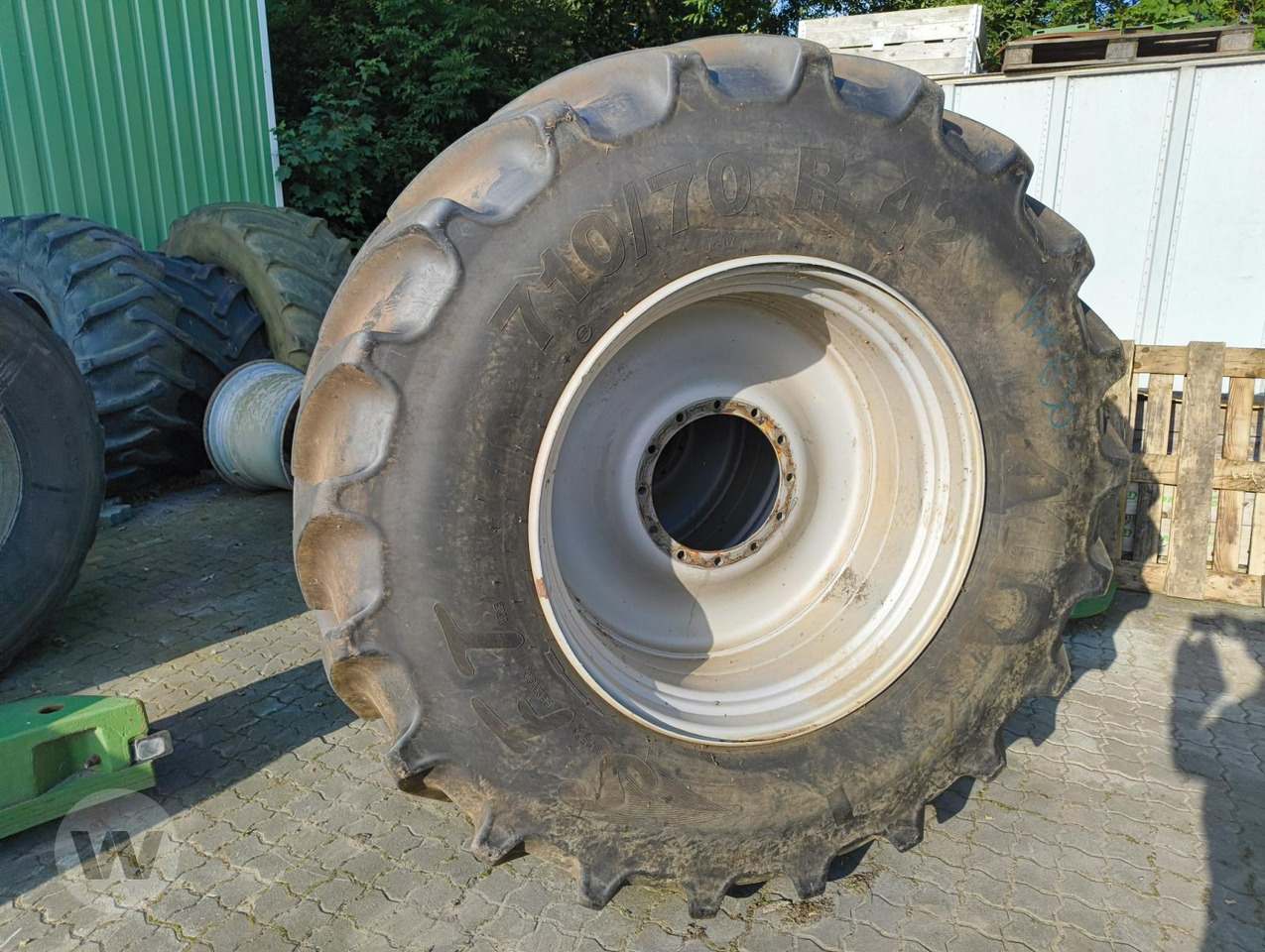 Mitas 710/70 R 42 - Roue complète: photos 3 Mitas 710/70 R 42 - Roue complète: photos 3