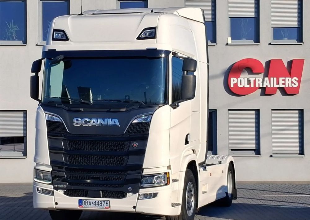 Scania R520, V8, Hydraulika jedno i dwu-obwodowa - Tracteur routier: photos 1 Scania R520, V8, Hydraulika jedno i dwu-obwodowa - Tracteur routier: photos 1