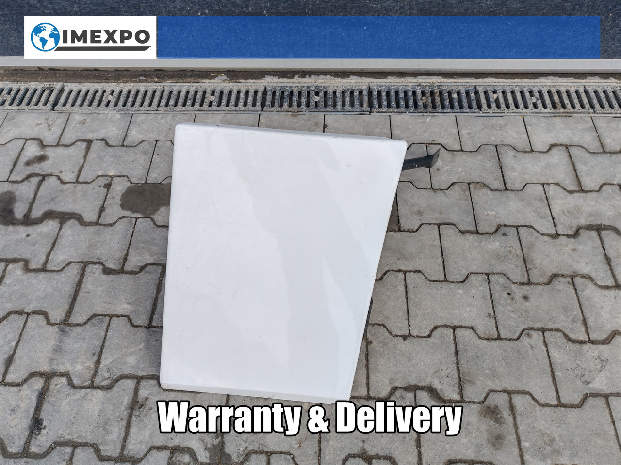 RENAULT RANGE T EURO 6 / HIGH CAB / RIGHT SPOILER EXTENDER - Aérodynamique/ Spoilers: photos 1 RENAULT RANGE T EURO 6 / HIGH CAB / RIGHT SPOILER EXTENDER - Aérodynamique/ Spoilers: photos 1