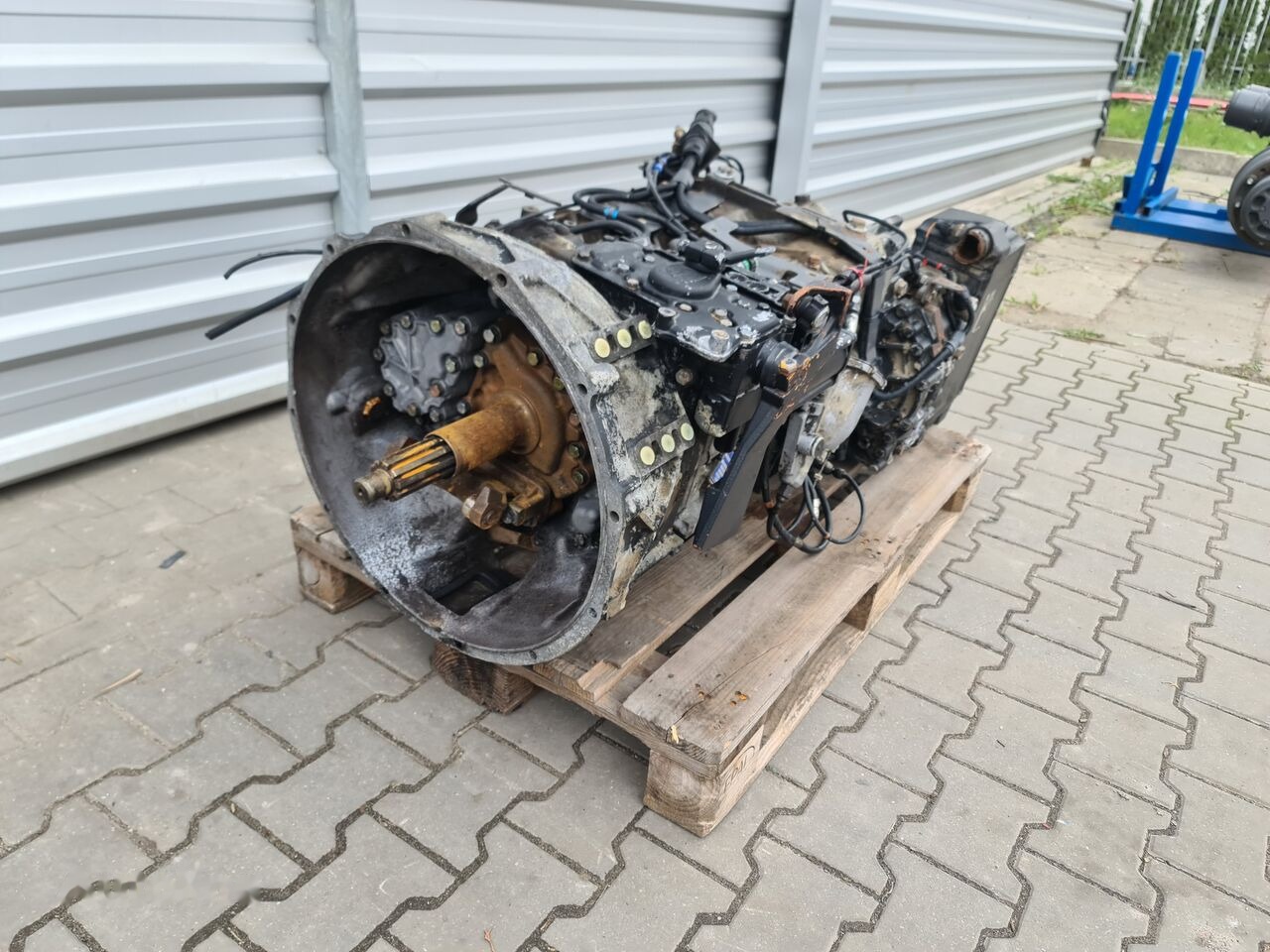 Renault MAGNUM PREMIUM DXI Renault 16S2221TD 16 S 2221 TD 1343050002 5010613562 16.41-1.00 INTARDER ECOSPLIT IT 6085005044 1616902 - Boîte de vitesse pour Camion: photos 2 Renault MAGNUM PREMIUM DXI Renault 16S2221TD 16 S 2221 TD 1343050002 5010613562 16.41-1.00 INTARDER ECOSPLIT IT 6085005044 1616902 - Boîte de vitesse pour Camion: photos 2