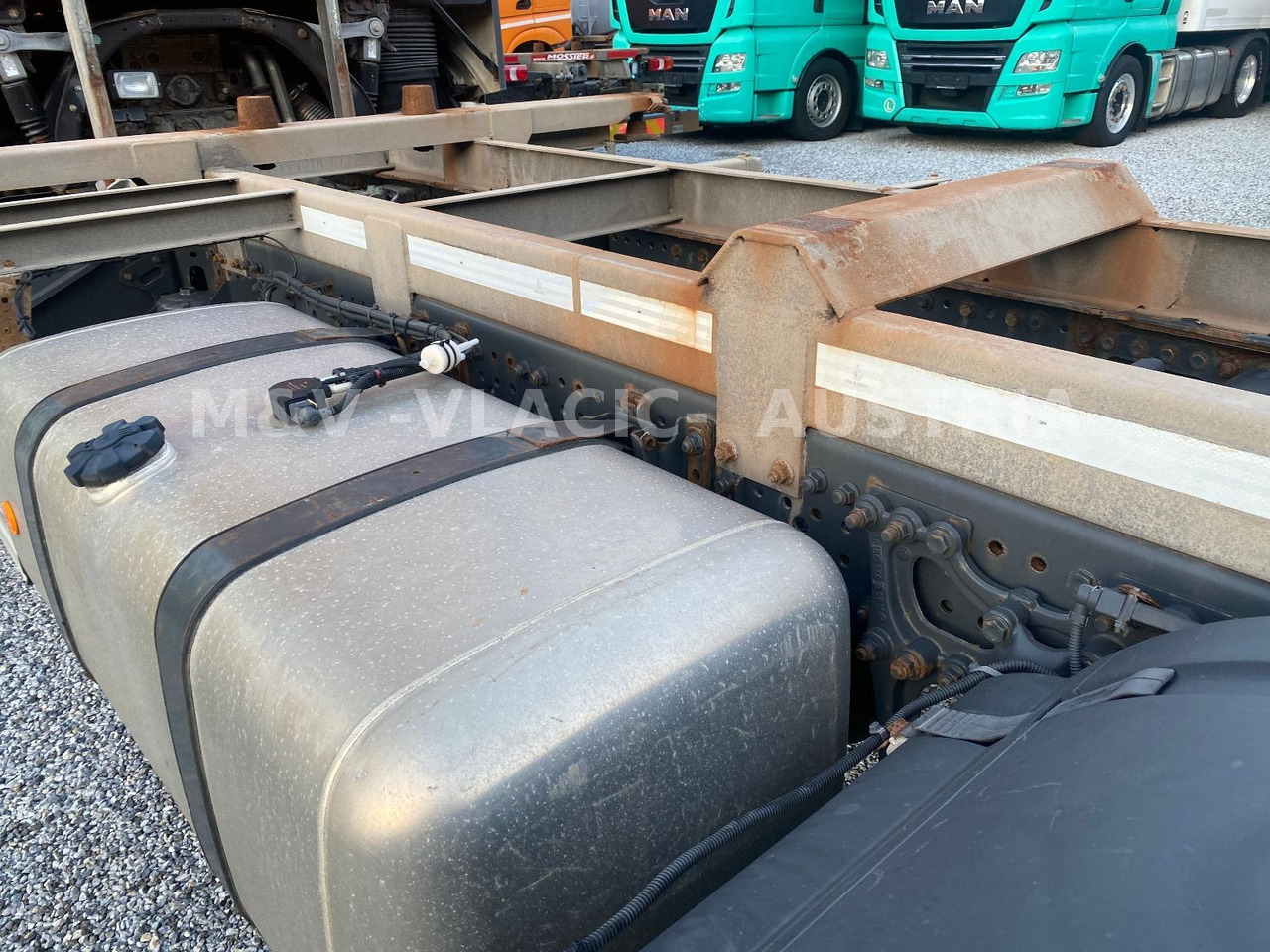 Camion porte-conteneur/ Caisse mobile Mercedes-Benz 2542: photos 19
