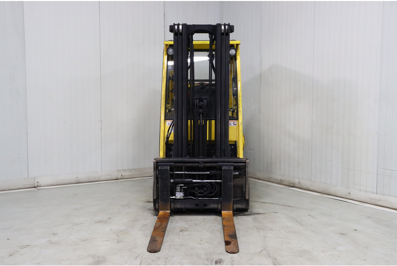 Hyster S3.5FT - Chariot élévateur à gaz: photos 3 Hyster S3.5FT - Chariot élévateur à gaz: photos 3