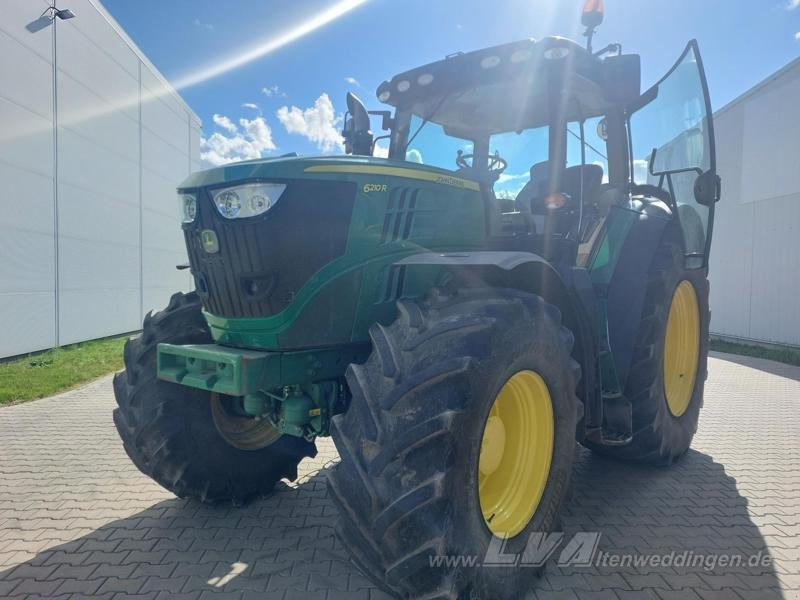 John Deere 6210R - Tracteur agricole: photos 1 John Deere 6210R - Tracteur agricole: photos 1