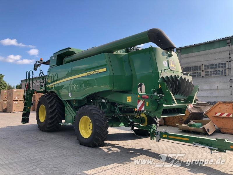John Deere T550 - Moissonneuse-batteuse: photos 2 John Deere T550 - Moissonneuse-batteuse: photos 2