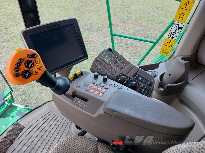 Moissonneuse-batteuse John Deere T660i: photos 11