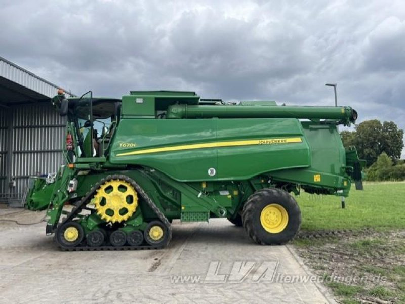 John Deere T670 - Moissonneuse-batteuse: photos 3 John Deere T670 - Moissonneuse-batteuse: photos 3