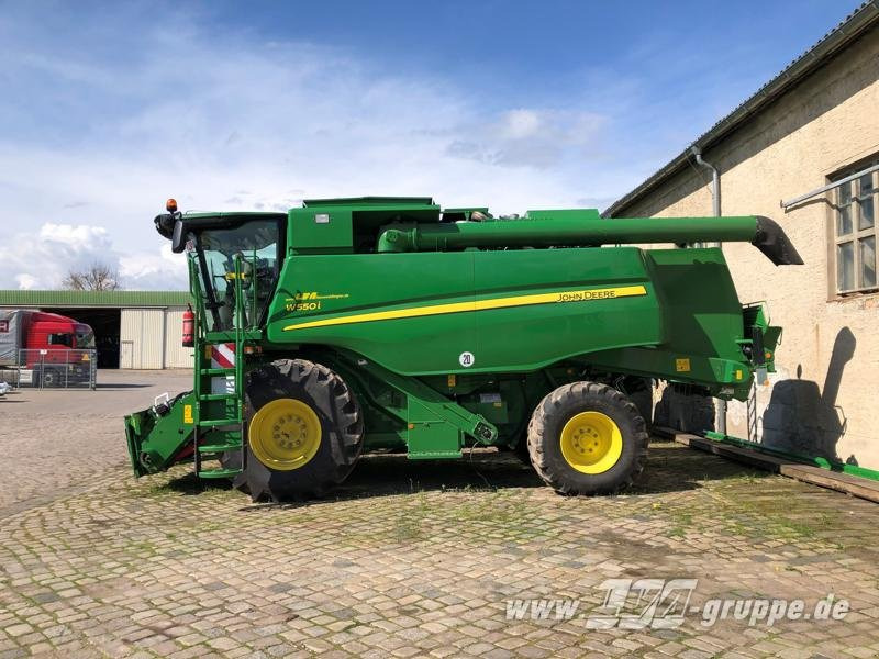 John Deere W550 - Moissonneuse-batteuse: photos 1 John Deere W550 - Moissonneuse-batteuse: photos 1