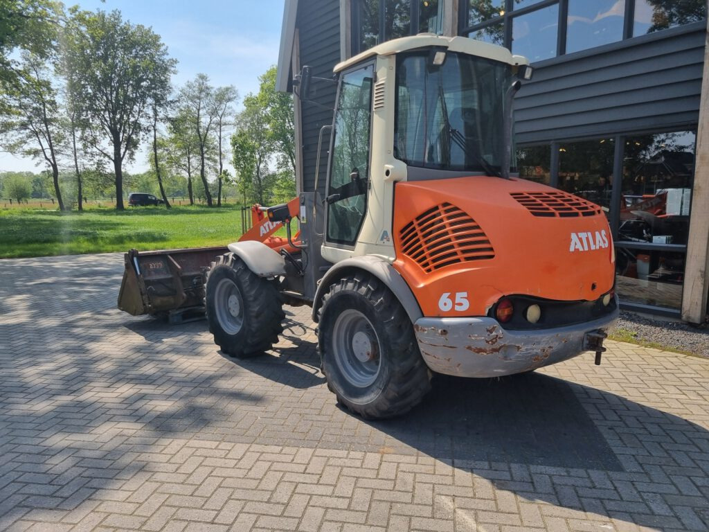 ATLAS 65 - Chargeuse sur pneus: photos 3 ATLAS 65 - Chargeuse sur pneus: photos 3