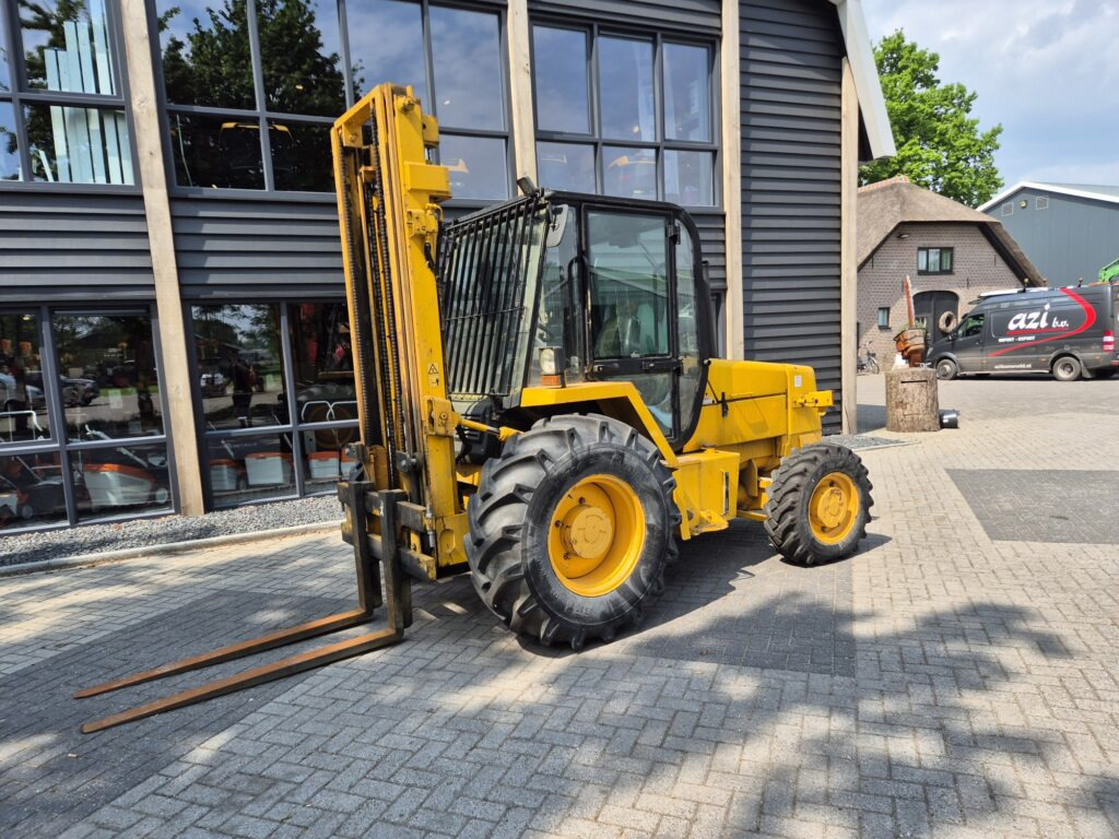 JCB 926 roughterrain forklift - Chariot élévateur diesel: photos 2 JCB 926 roughterrain forklift - Chariot élévateur diesel: photos 2