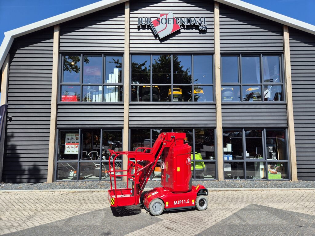 MAGNI MJP 11.5 - Nacelle: photos 1 MAGNI MJP 11.5 - Nacelle: photos 1