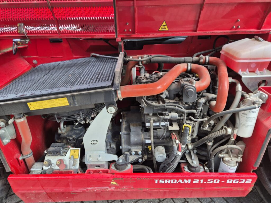 Chariot télescopique MAGNI RTH 5.21 – D/D: photos 9 Chariot télescopique MAGNI RTH 5.21 – D/D: photos 9