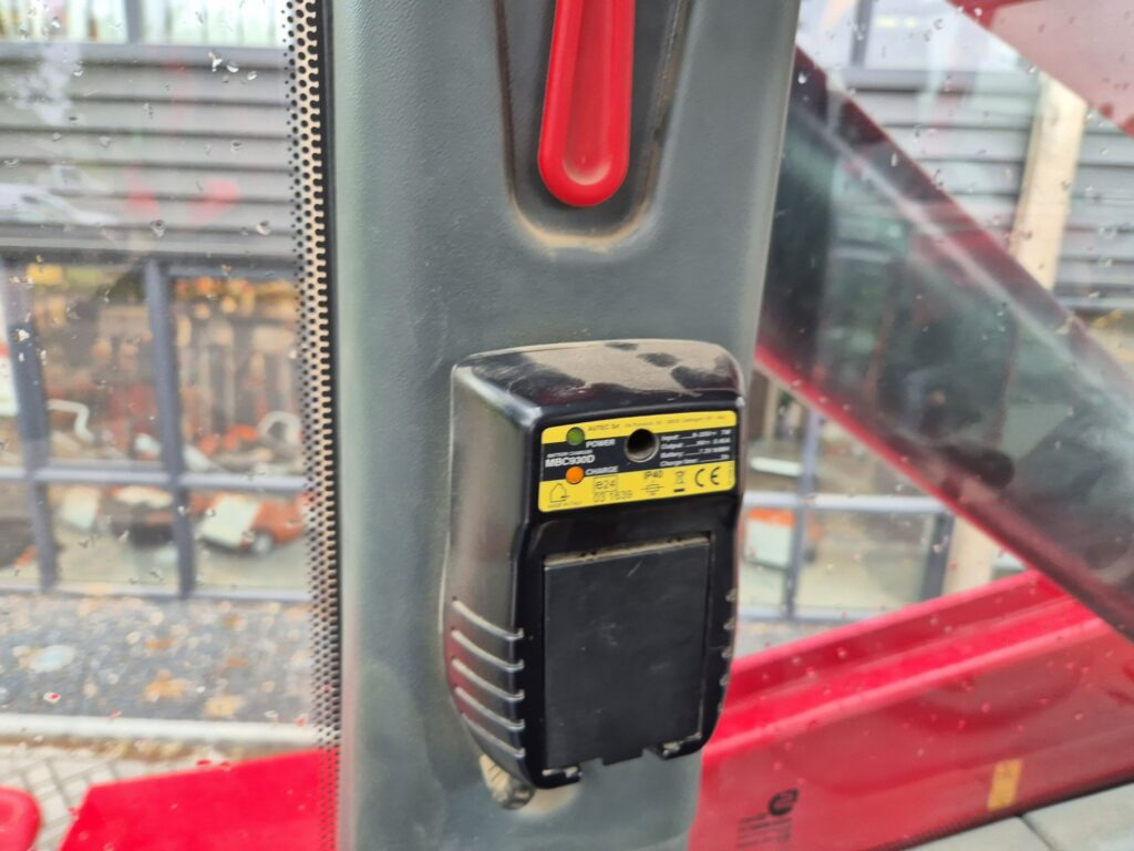 Chariot télescopique MAGNI RTH 5.21 – D/D: photos 17 Chariot télescopique MAGNI RTH 5.21 – D/D: photos 17