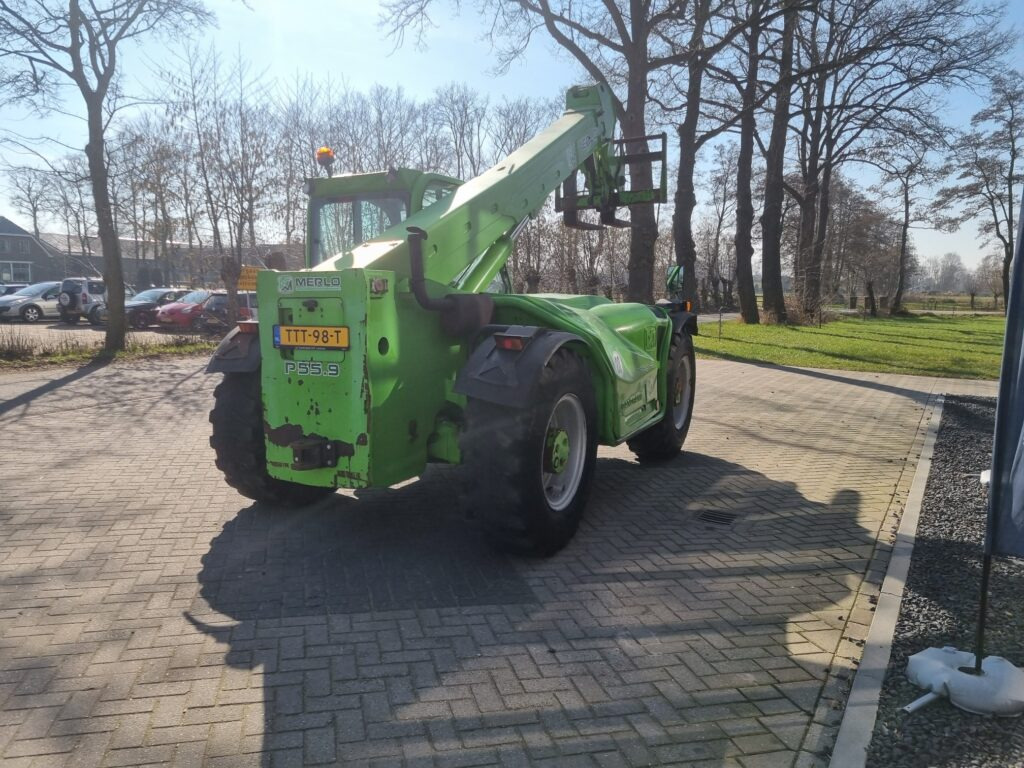 MERLO P55.9 CS telescopic - Chariot télescopique: photos 5 MERLO P55.9 CS telescopic - Chariot télescopique: photos 5