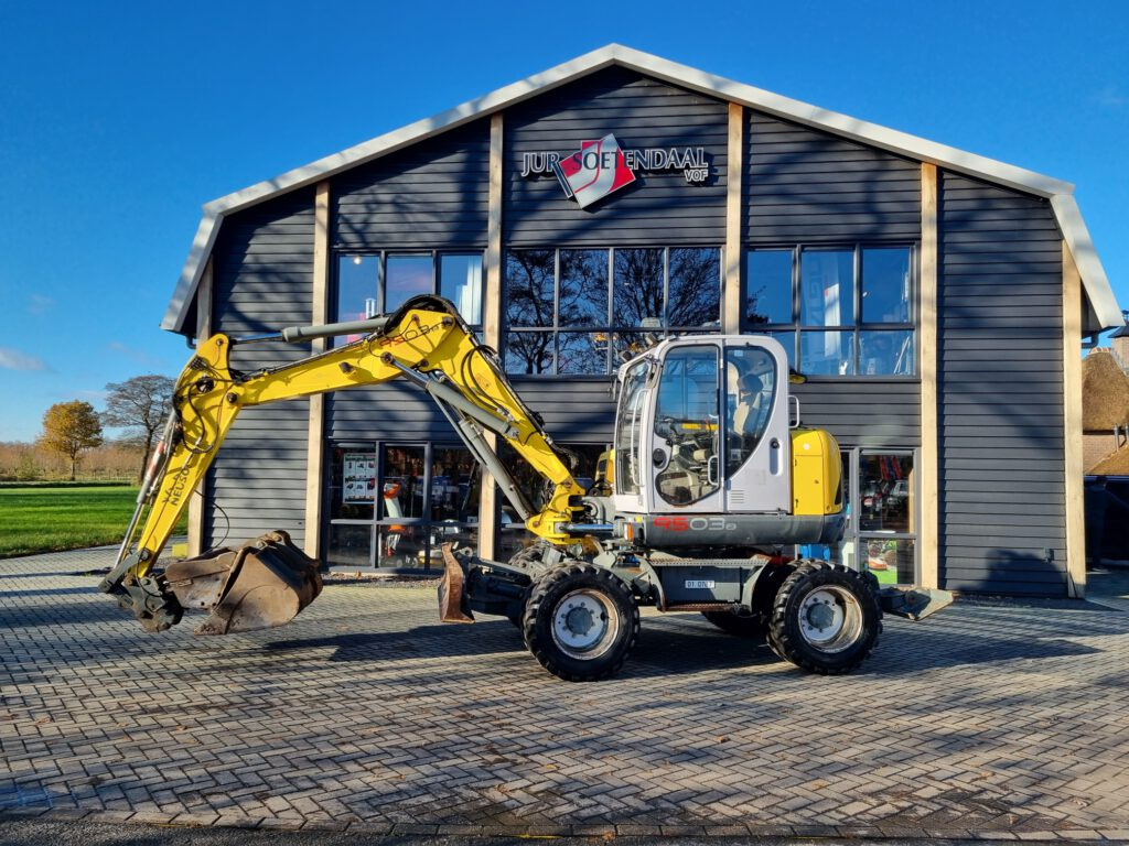 NEUSON 9503 - Pelle sur pneus: photos 1 NEUSON 9503 - Pelle sur pneus: photos 1
