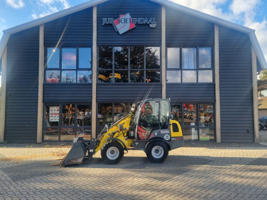WACKER WL 25 (956 h) - Chargeuse sur pneus: photos 1 WACKER WL 25 (956 h) - Chargeuse sur pneus: photos 1