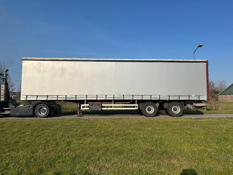 Pacton | LOADINGBOARD | STEERING AXLE | GURTIN SIDE/ROOF | - Semi-remorque rideaux coulissants: photos 2 Pacton | LOADINGBOARD | STEERING AXLE | GURTIN SIDE/ROOF | - Semi-remorque rideaux coulissants: photos 2