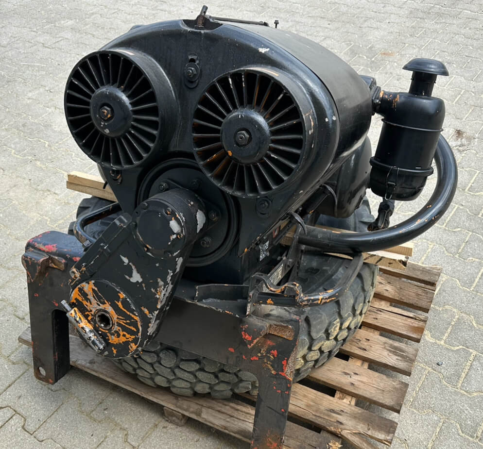 Unimog Vorbaukompressor Elektron 5-299A10 - Pièces de rechange pour Véhicule de voirie/ Spécial: photos 1 Unimog Vorbaukompressor Elektron 5-299A10 - Pièces de rechange pour Véhicule de voirie/ Spécial: photos 1