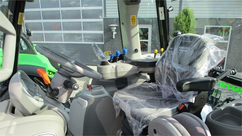 Tracteur agricole Deutz-fahr Agrotron 6205G New and Unused tractor: photos 24