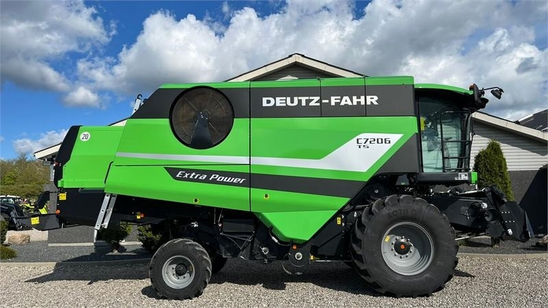 Deutz-fahr C7206 With 24feed - 7.2m header. New and unused Co - Moissonneuse-batteuse: photos 2 Deutz-fahr C7206 With 24feed - 7.2m header. New and unused Co - Moissonneuse-batteuse: photos 2