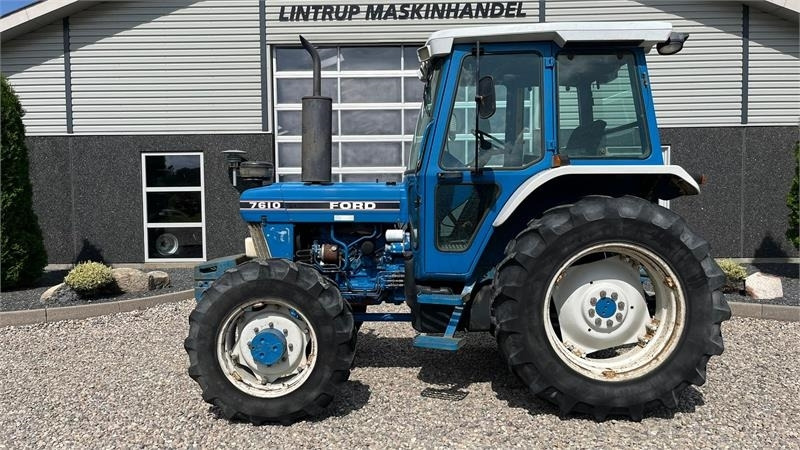 Ford 7610 F II KUN 2724 timer - Tracteur agricole: photos 1 Ford 7610 F II KUN 2724 timer - Tracteur agricole: photos 1