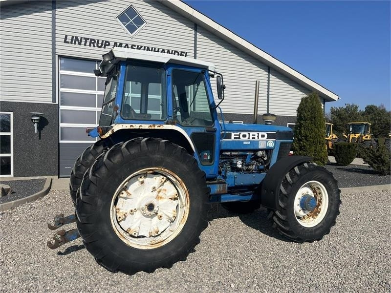 Tracteur agricole Ford TW 15 F II med HEVA opklappelig frontlift: photos 12