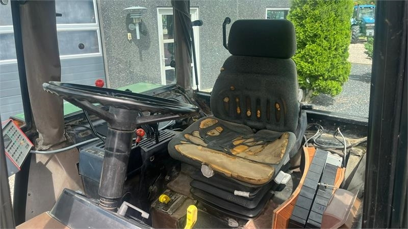 John Deere 2650 Med SGII kabine, 540 og 1000 pto omd - Tracteur agricole: photos 5 John Deere 2650 Med SGII kabine, 540 og 1000 pto omd - Tracteur agricole: photos 5