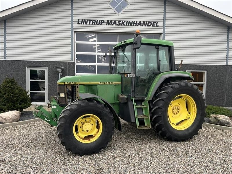John Deere 6800 Med frontlift. - Tracteur agricole: photos 1 John Deere 6800 Med frontlift. - Tracteur agricole: photos 1
