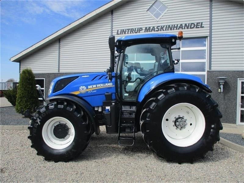 Tracteur agricole New Holland T7.230 AutoCommand, meget velholdt traktor: photos 22